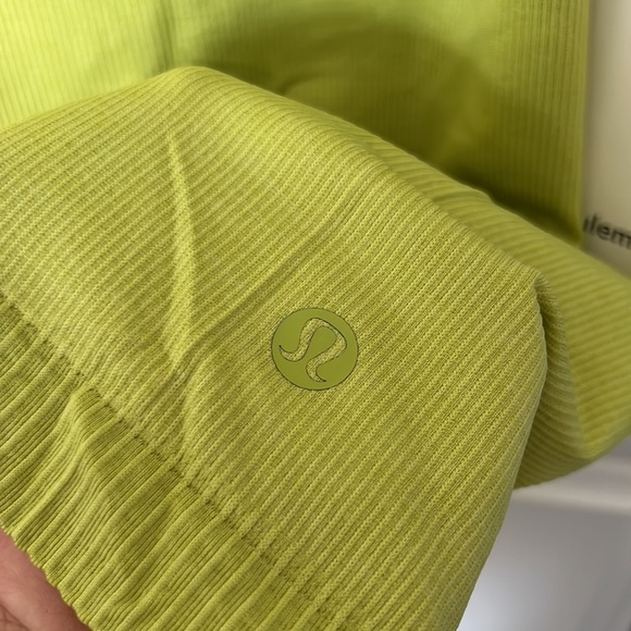 NWT Lululemon seek simplicity tank - Picture 8 of 10